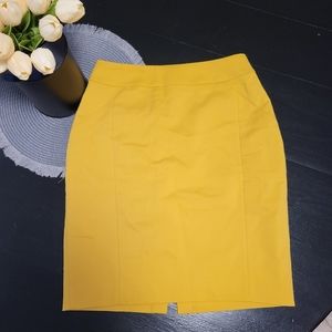 H&M mustard yellow pencil skirt size 6